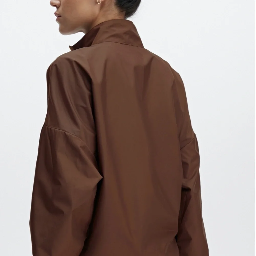 Fabletics || NWT Shawn Cropped Half-Zip Jacket (S) - Picture 8 of 9